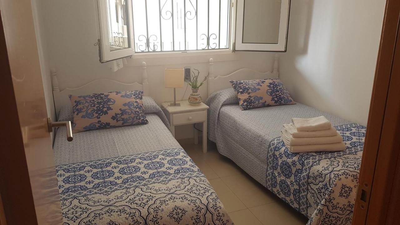 Vistas Al Mar 2 Apartment Оропеса дел Мар Екстериор снимка