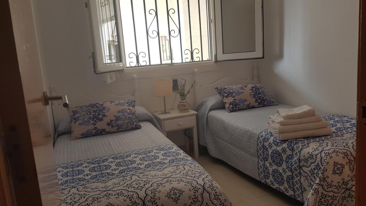 Vistas Al Mar 2 Apartment Оропеса дел Мар Екстериор снимка